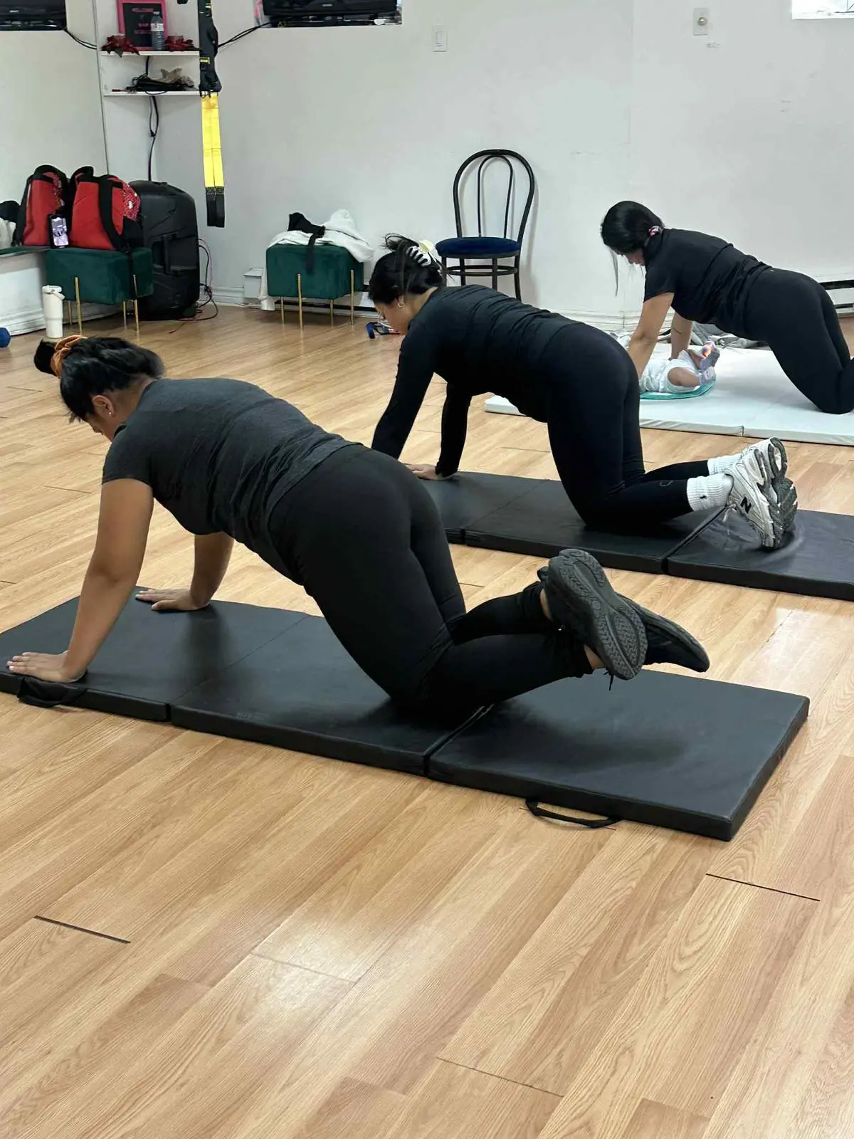 Glutes and abs class